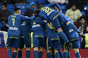 Festa do Celta de Vigo ao triunfarem no Santiago Bernabéu.