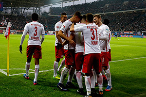 Leipzig põe fim a serie de 17 jogos invictos do Hoffenheim. 