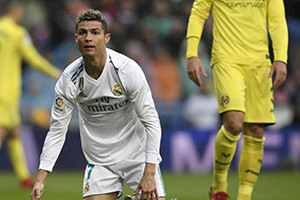 Real Madrid bate no fundo.